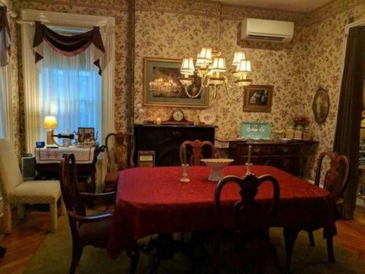 Welche Hotels liegen am nächsten am Flughafen Westchester County? Haverstraw Exterior foto
