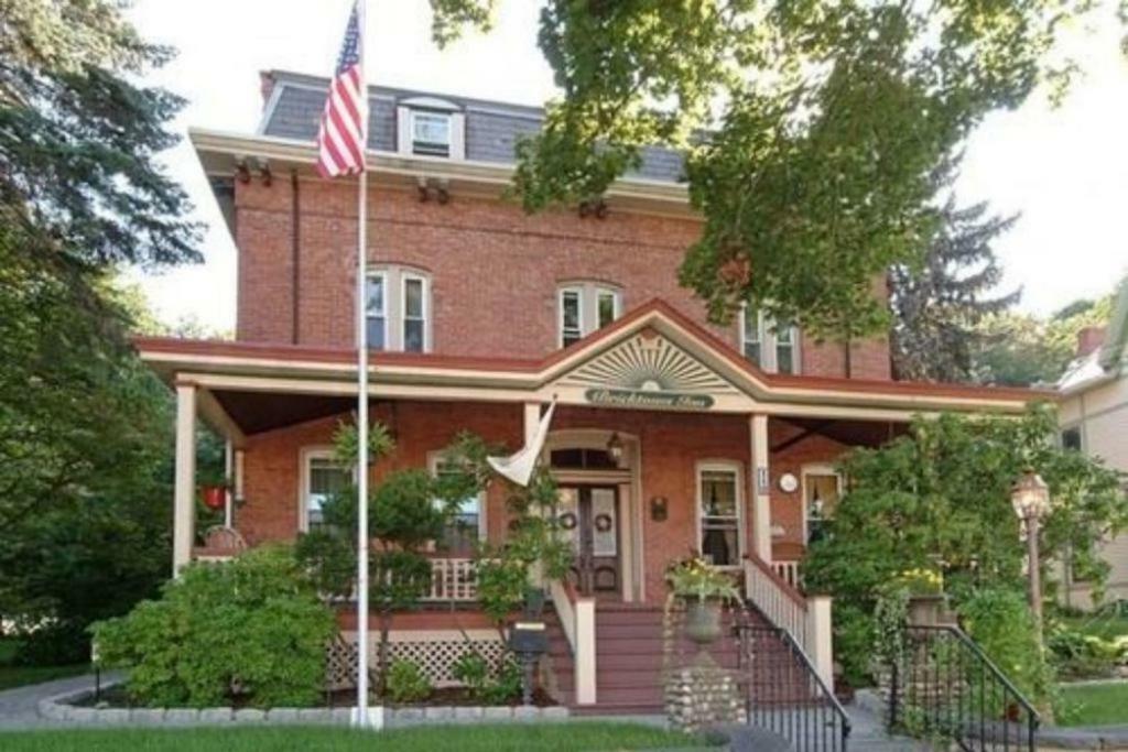 Welche Hotels liegen am nächsten am Flughafen Westchester County? Haverstraw Exterior foto