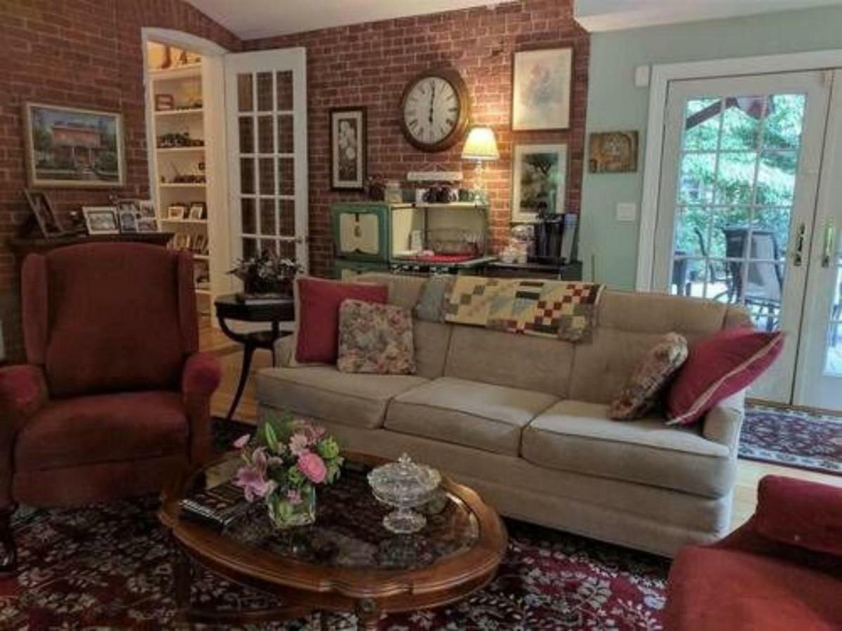 Welche Hotels liegen am nächsten am Flughafen Westchester County? Haverstraw Exterior foto